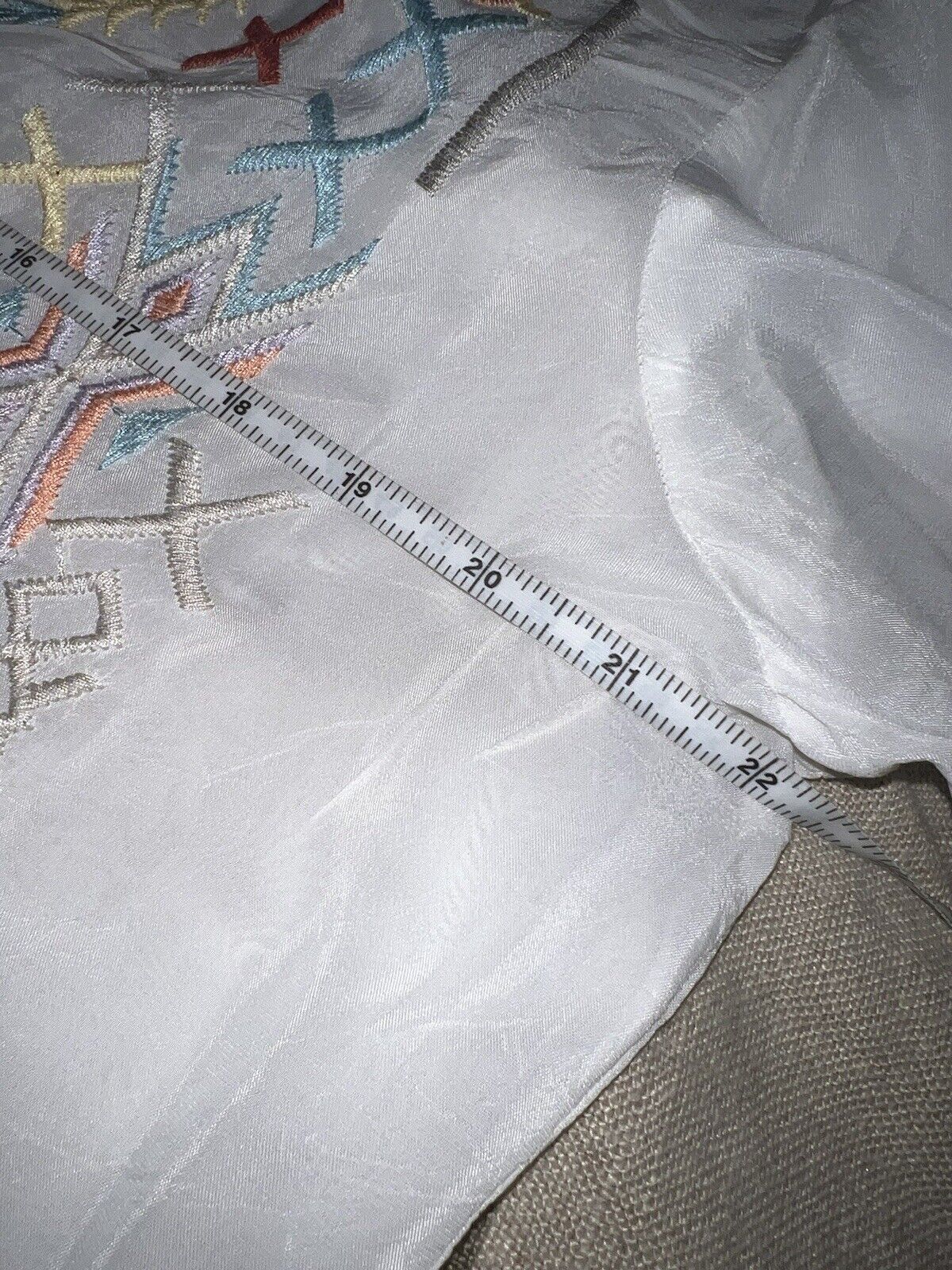 7481178