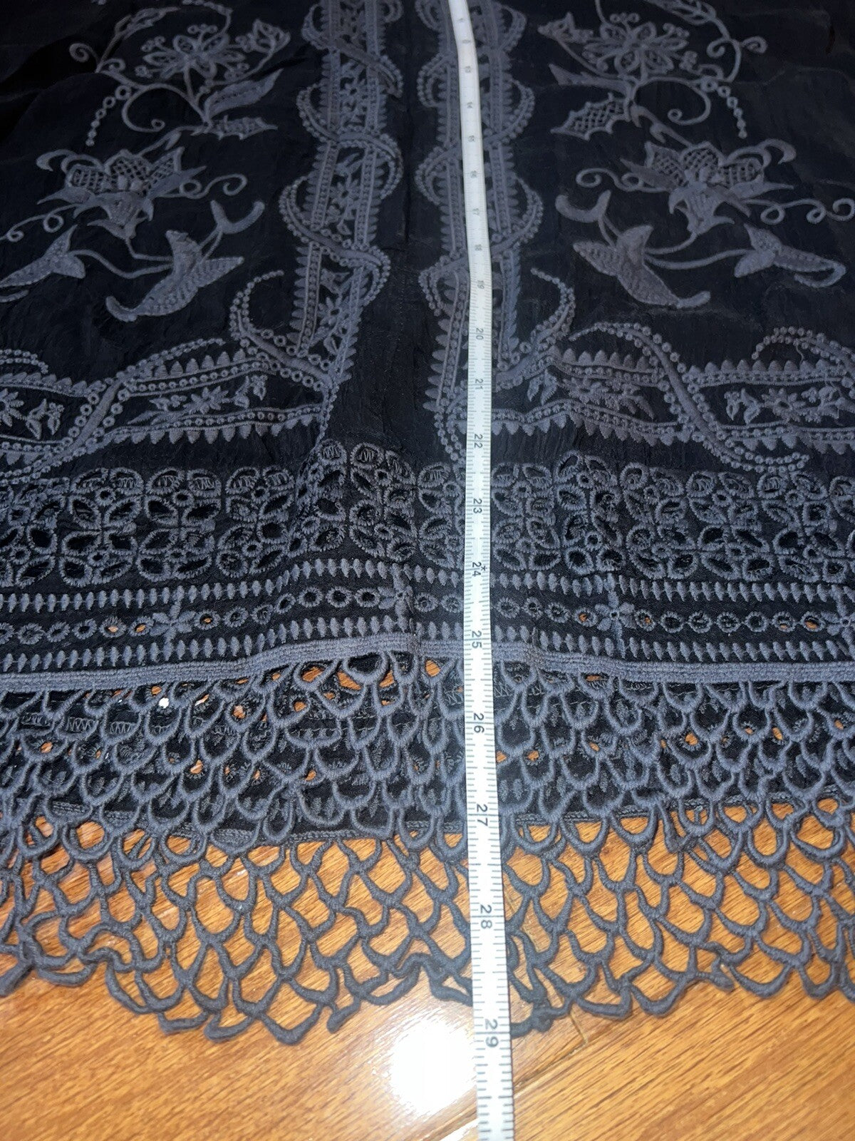 Johnny Was M Black Tunic Top Eyelet & Lace Silky Kimono Sleeves Lightweight Cool Johnny Was