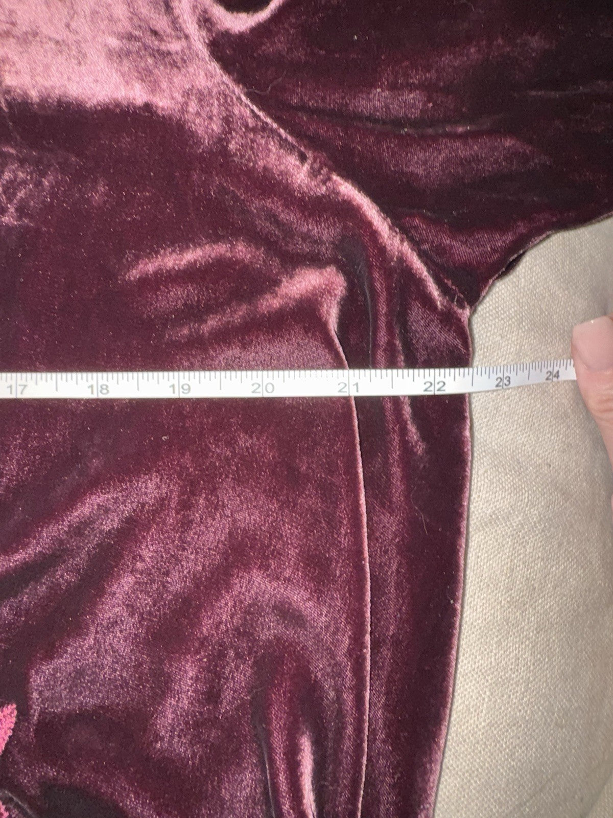7615719