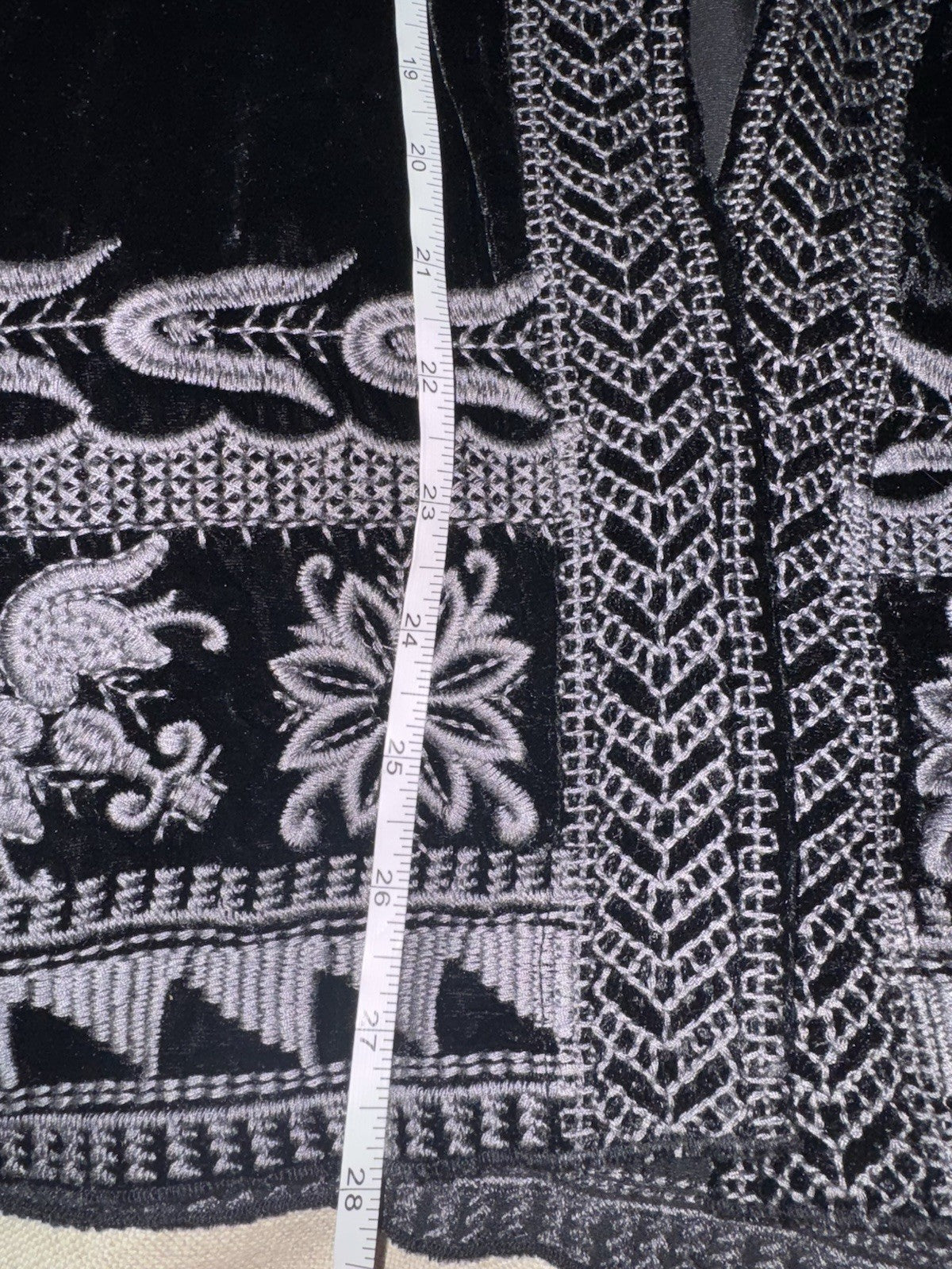 Johnny Was XL Black Velvet Kimono Duster Cardigan Embroidery Handkerchief Hem Johnny Was