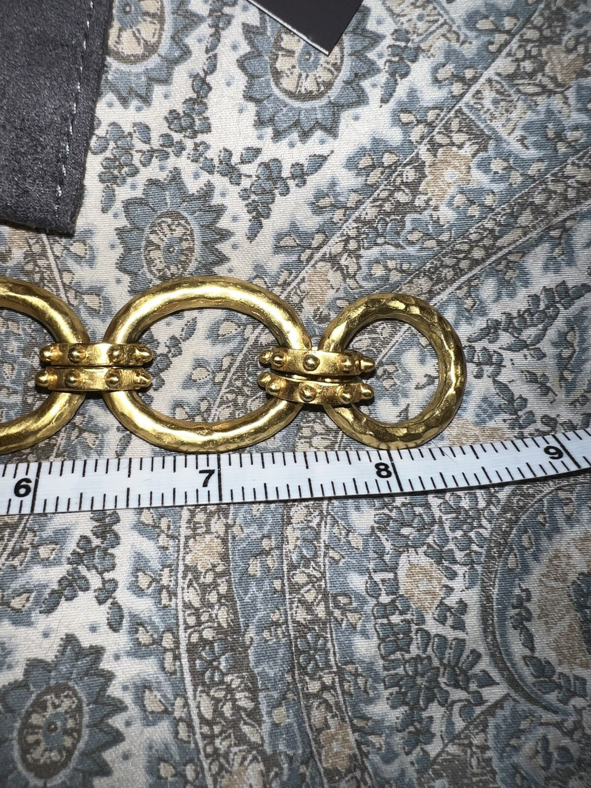 7150854
