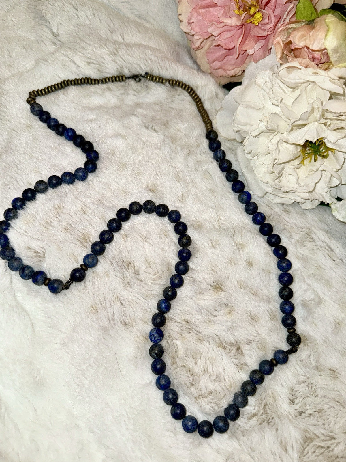 Johnny Was 38” Blue Lapis Lazuli & Brass Beaded Necklace Provance Bee Unmarked Johnny Was