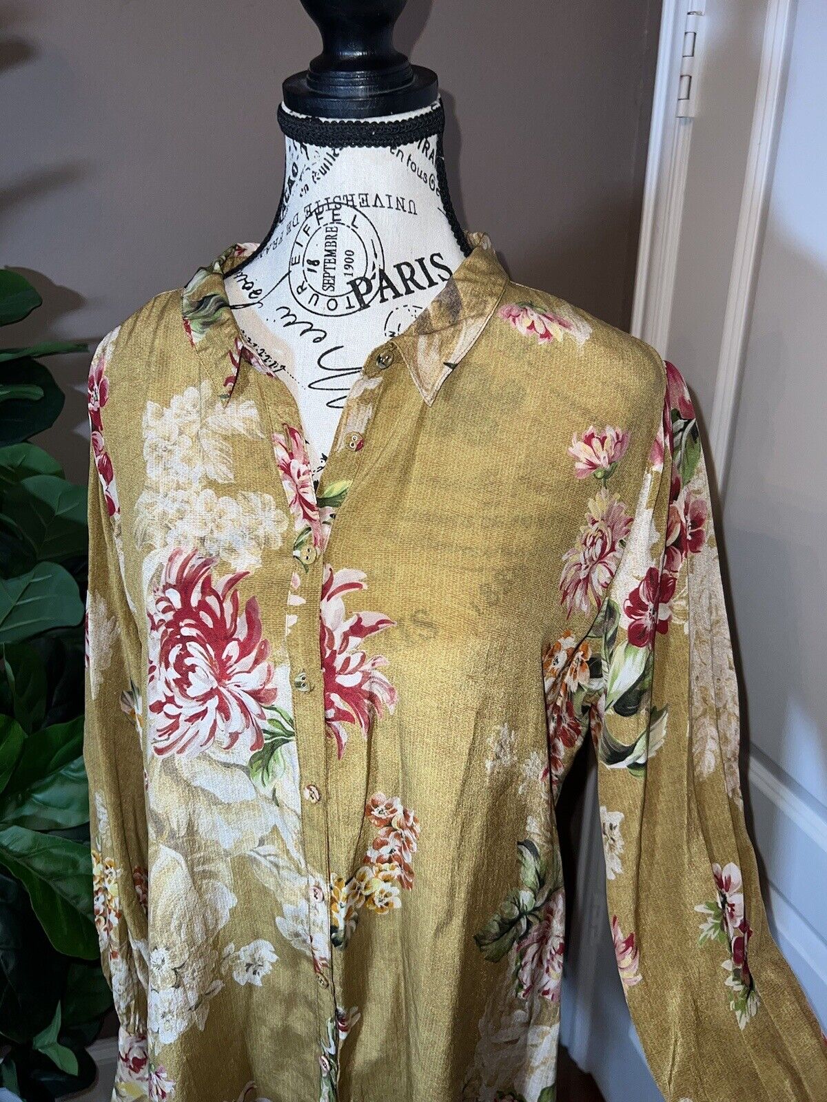 Johnny Was 100% Silk Harvest Gold Floral Button Up Blouse Top L Large