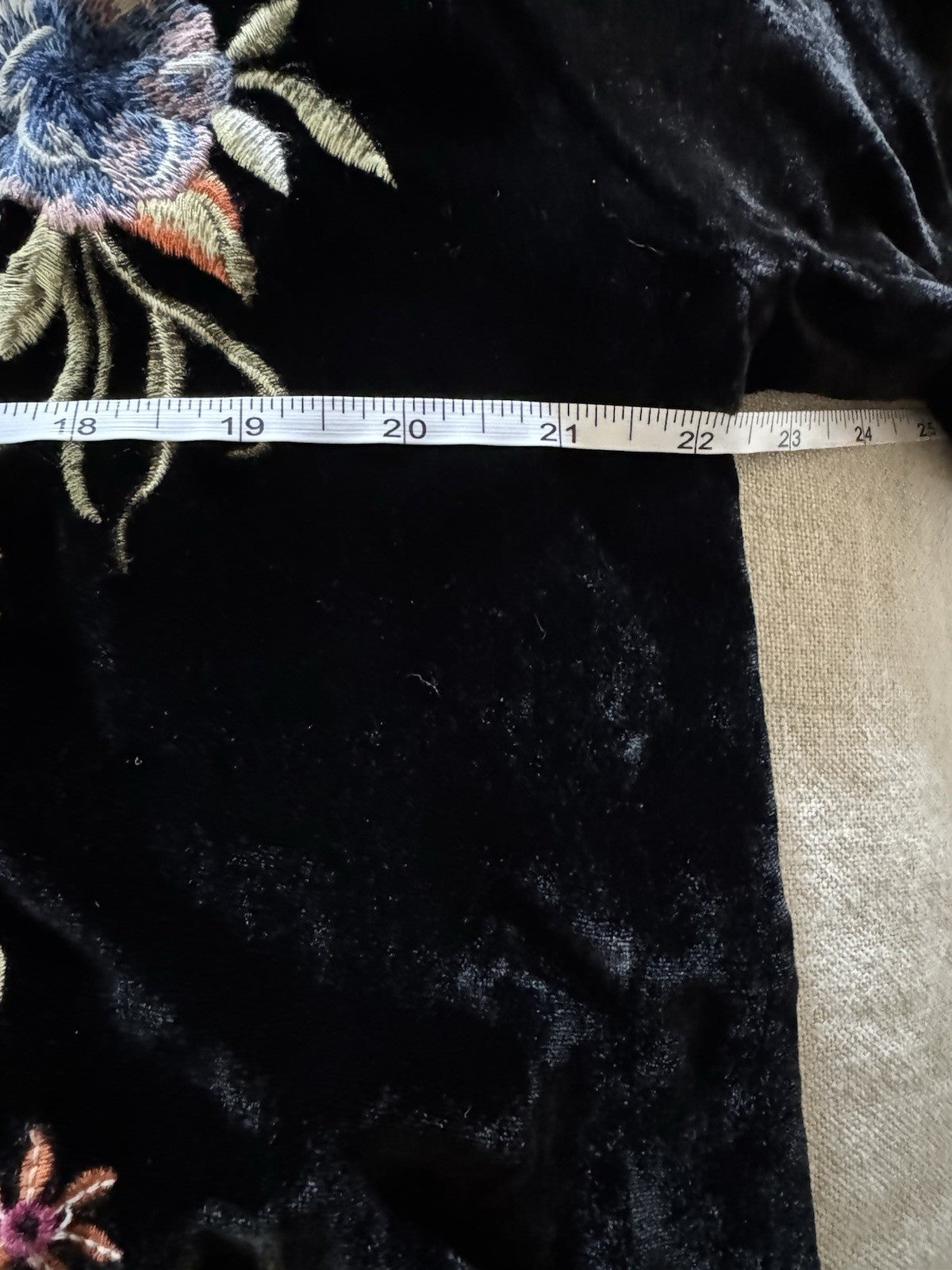 8949233