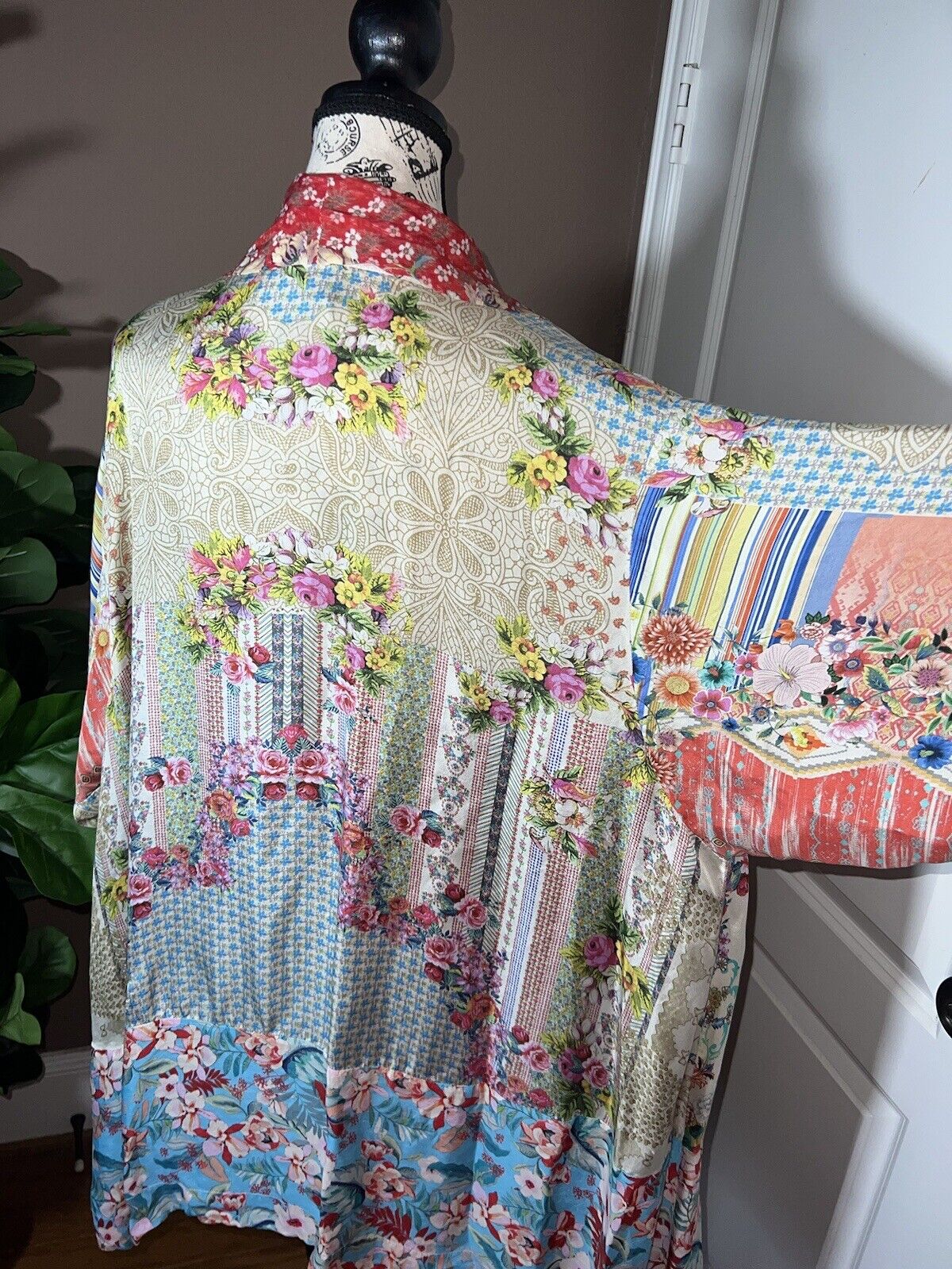 Johnny Was 100% Silk Kimono Sz XL 1X 1XL Cherry Blossoms & Flowers STUNNING BACK