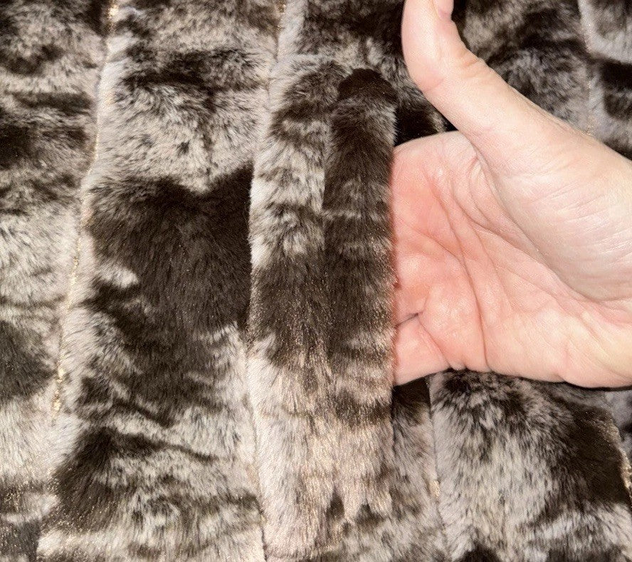 Johnny Was XL Black & Grey Faux Fur Coat Jacket Wrap Silk Lining Pockets Johnny Was