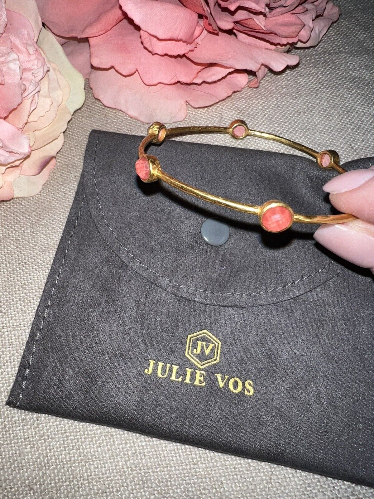 NEW Julie Vos Coral Six Station Milano Luxe Bangle Bracelet 24k Plated Sz M NWOT