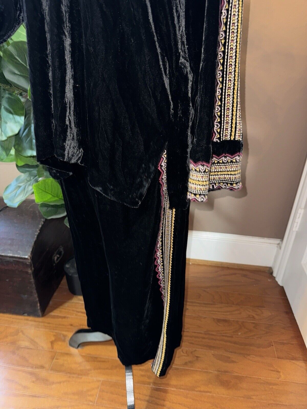 Johnny Was 2pc XL & L Black Velvet Hoodie & Wide Leg Pants Track Set RARE