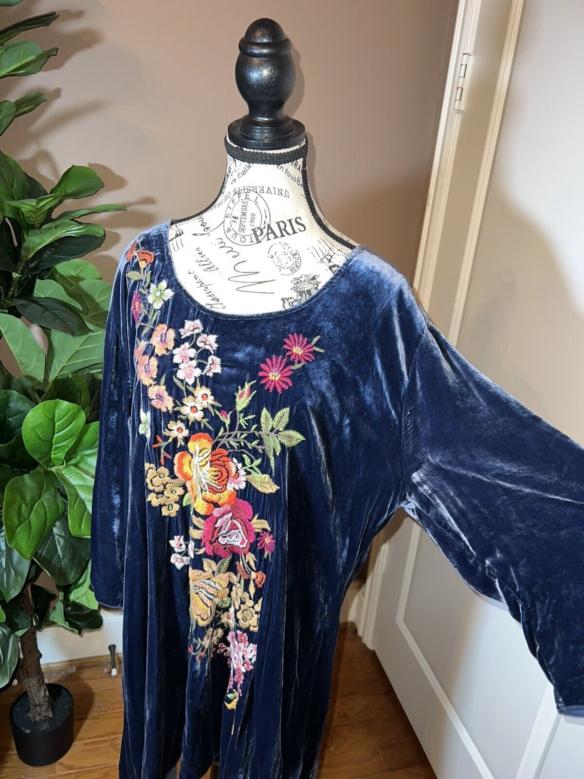 Johnny Was Floral Embroidered Blue Velvet Tunic Top Mini Dress Peacock XL NWO