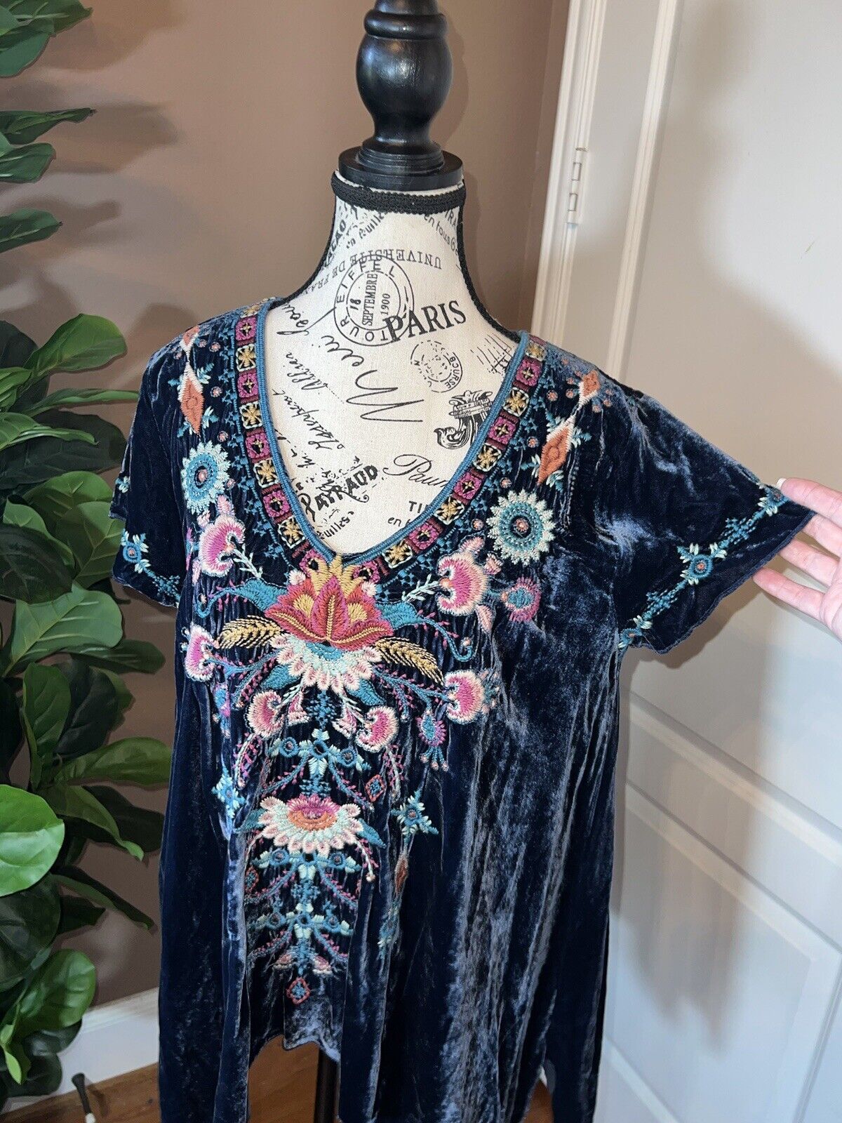 Johnny Was Blue Velvet Heavily Embroidered Tunic Top Mini Dress L Large