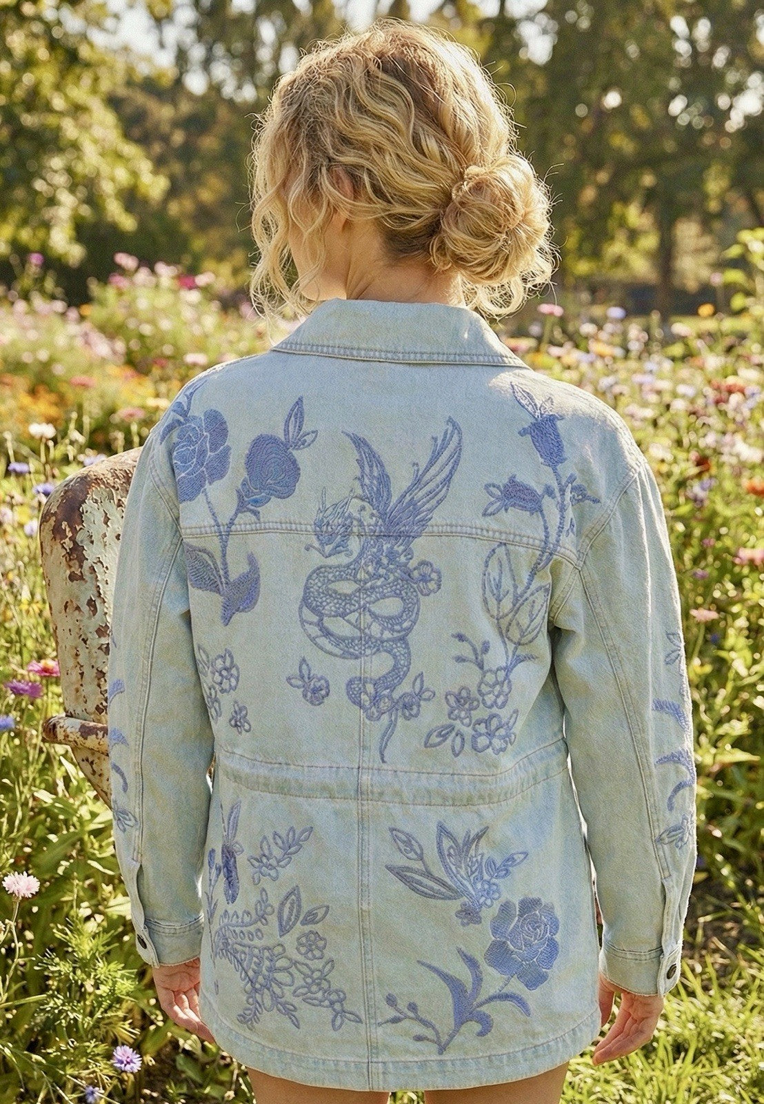 Johnny Was XL Denim Jacket Shacket Coat Embroidered Blue Light Wash Johnny Was