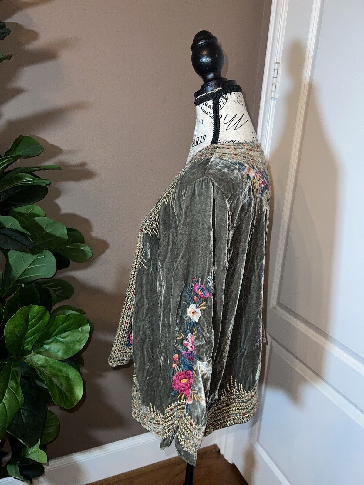 Johnny Was Olive Velvet & Silk Kimono Wrap Jacket Sz L Embroidered Roses