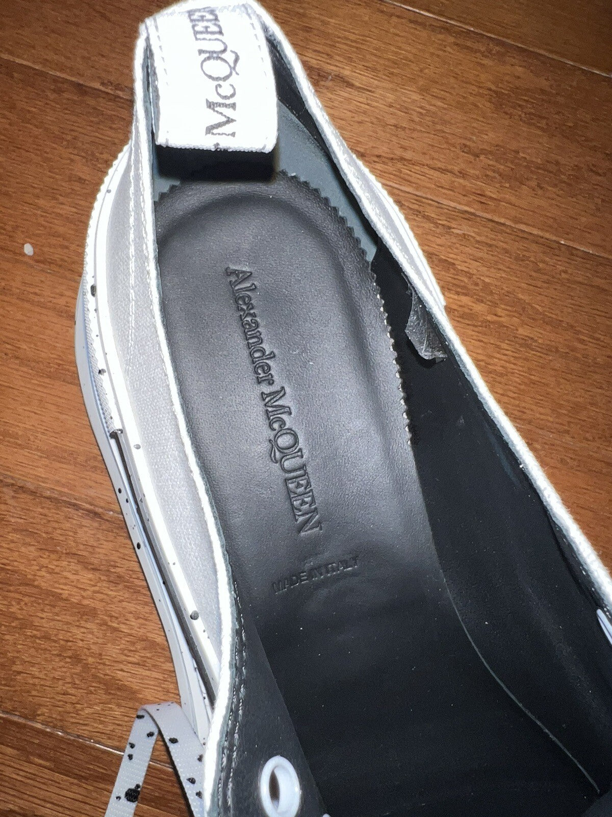 7993900