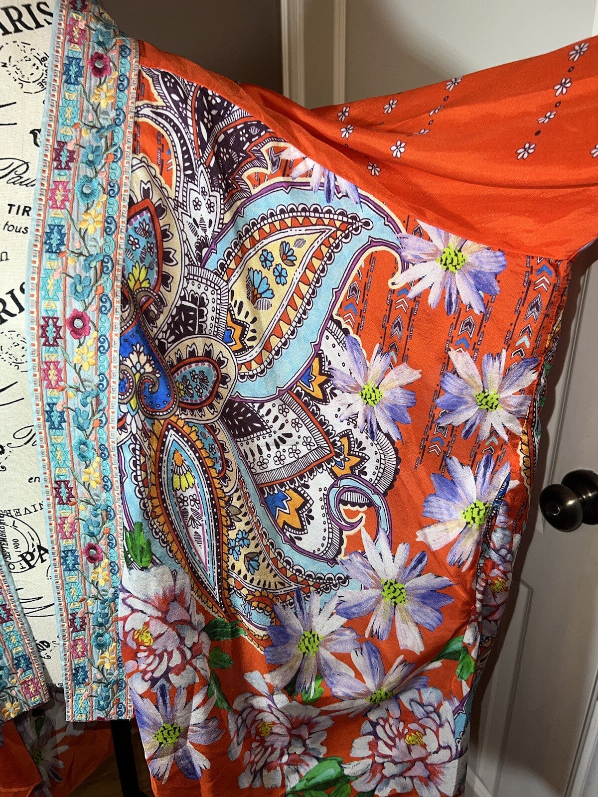 New Johnny Was 100% Silk Kimono XL Embroidered Floral Handkerchief Hem Johnny Was