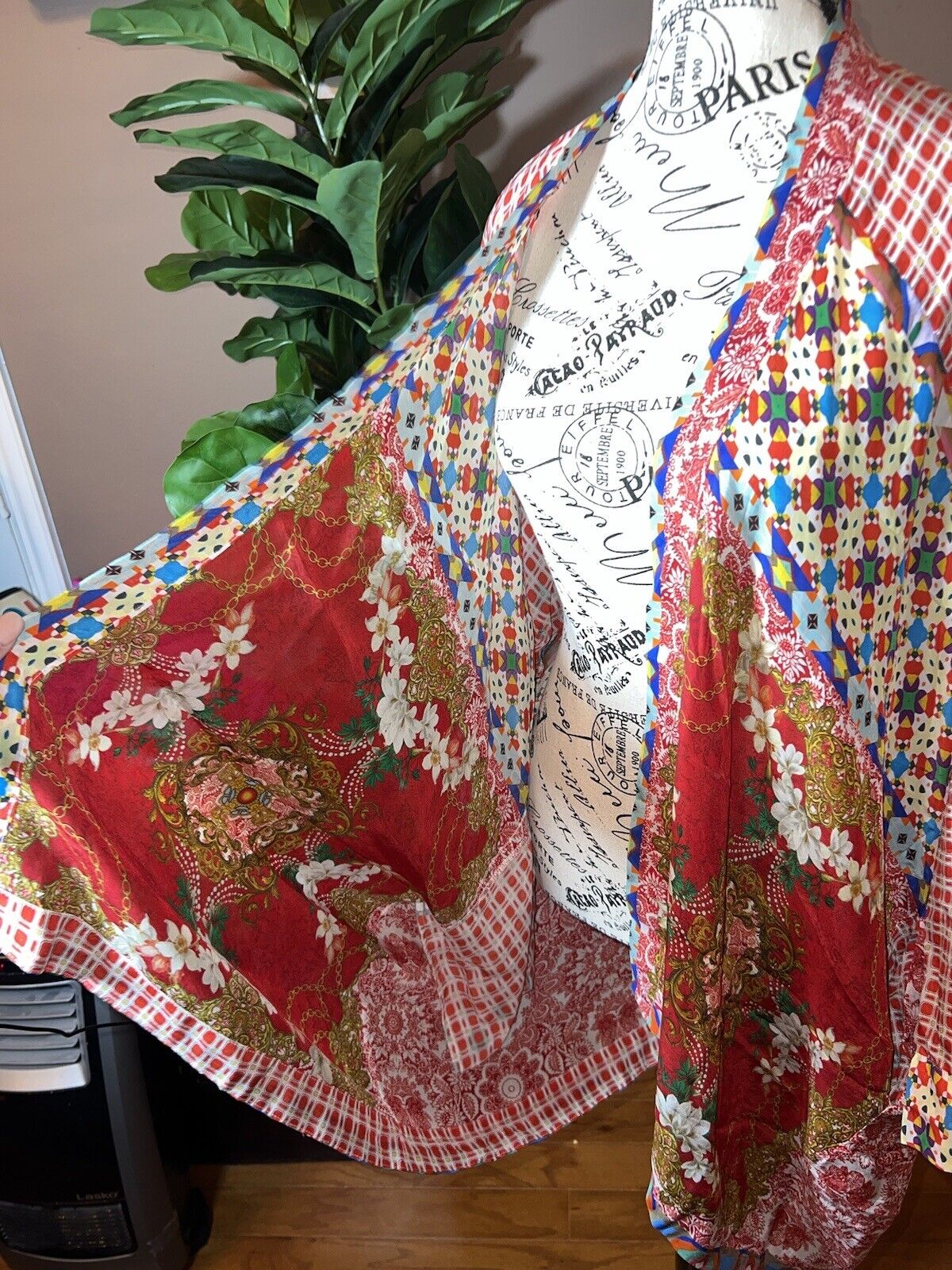 Johnny Was Silky Embroidered Kimono WRAP XL 1X SPRING Handkerchief Hem