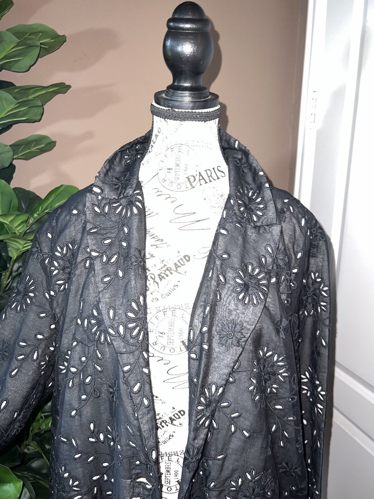 Johnny Was XL 1X Black Eyelet Lace Long Silk Kimono Duster Wrap Coat