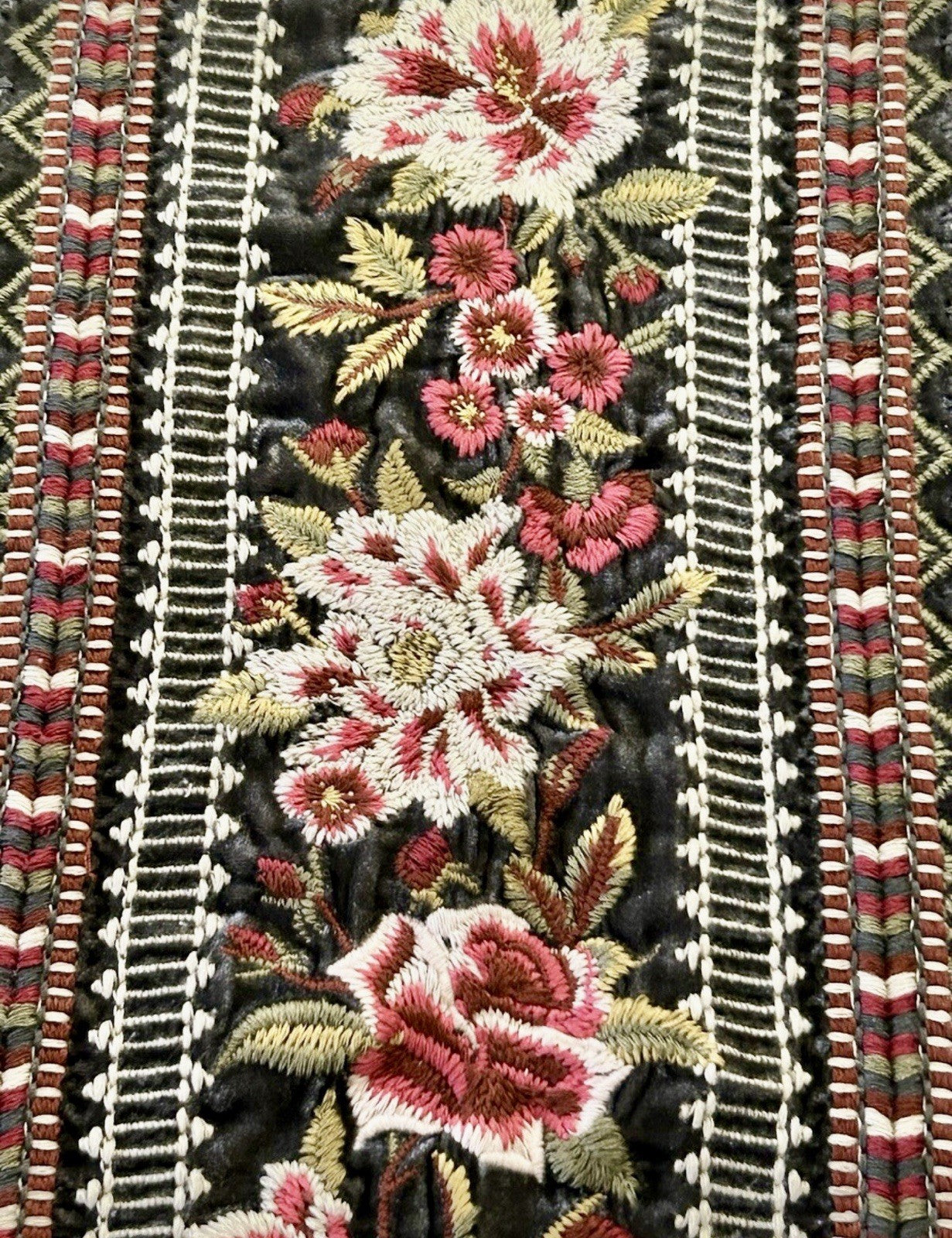 https://i.ebayimg.com/00/s/MTYwMFgxMjMx/z/iUEAAeSwRqVo3IpP/$_57.JPG