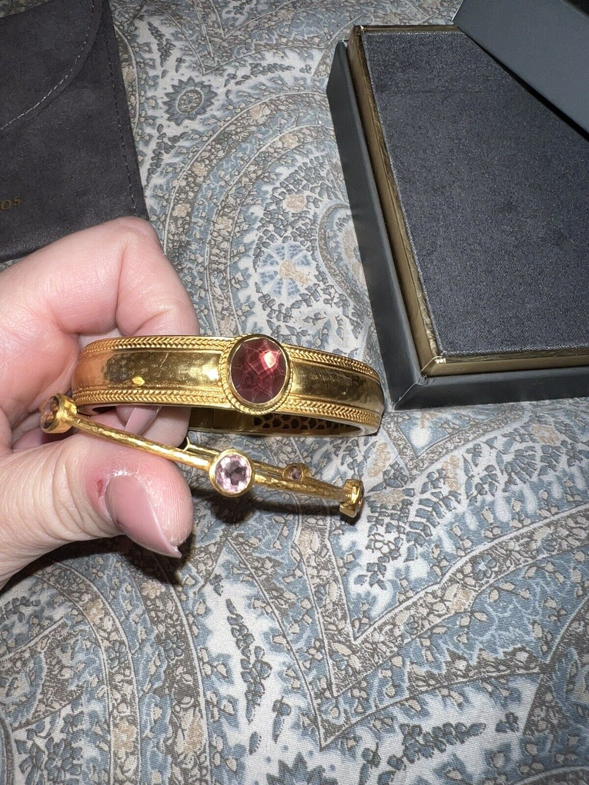 Julie Vos Hinged Bangle Bracelet Wine Colored Glass 24k Gold Plated Classic