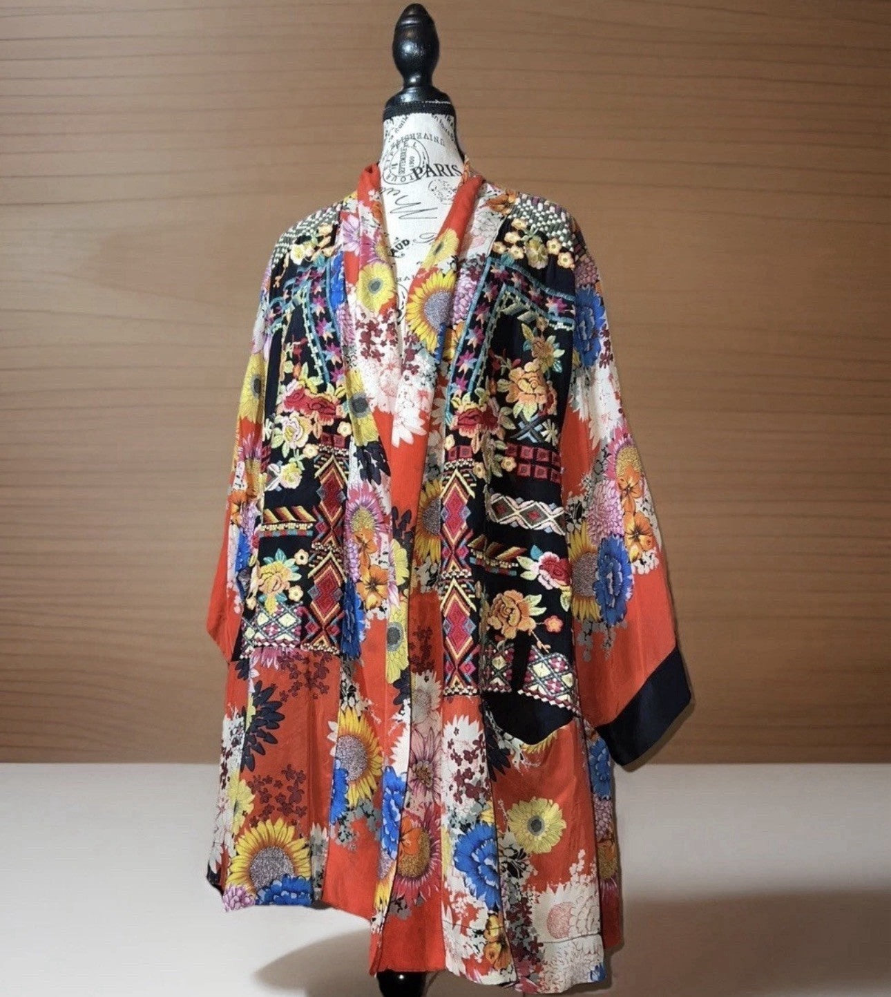 Johnny Was XXL 100% Silk Kimono Red & Black Floral Wrap Lightweight Cool Jacket Johnny Was