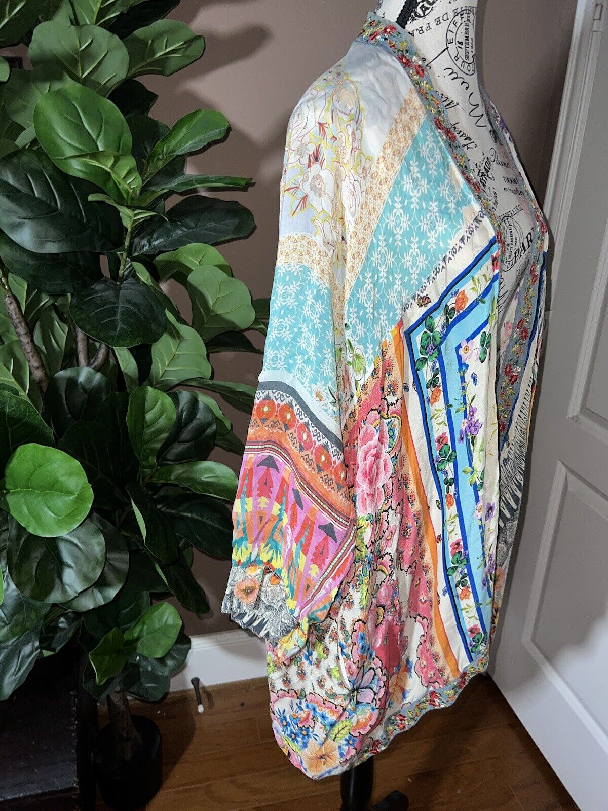 Johnny Was Sz 2X XXL Silky Kimono W/ Embroidery & Flowers Pockets