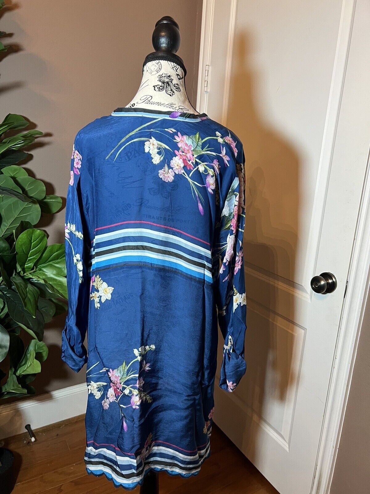 New Johnny Was Silky Floral Blue & Pink Blouse Top Tunic Sz L