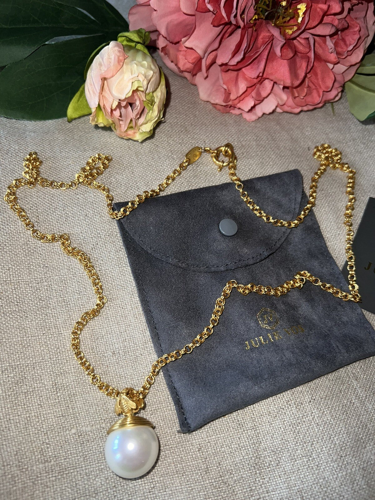 8018058