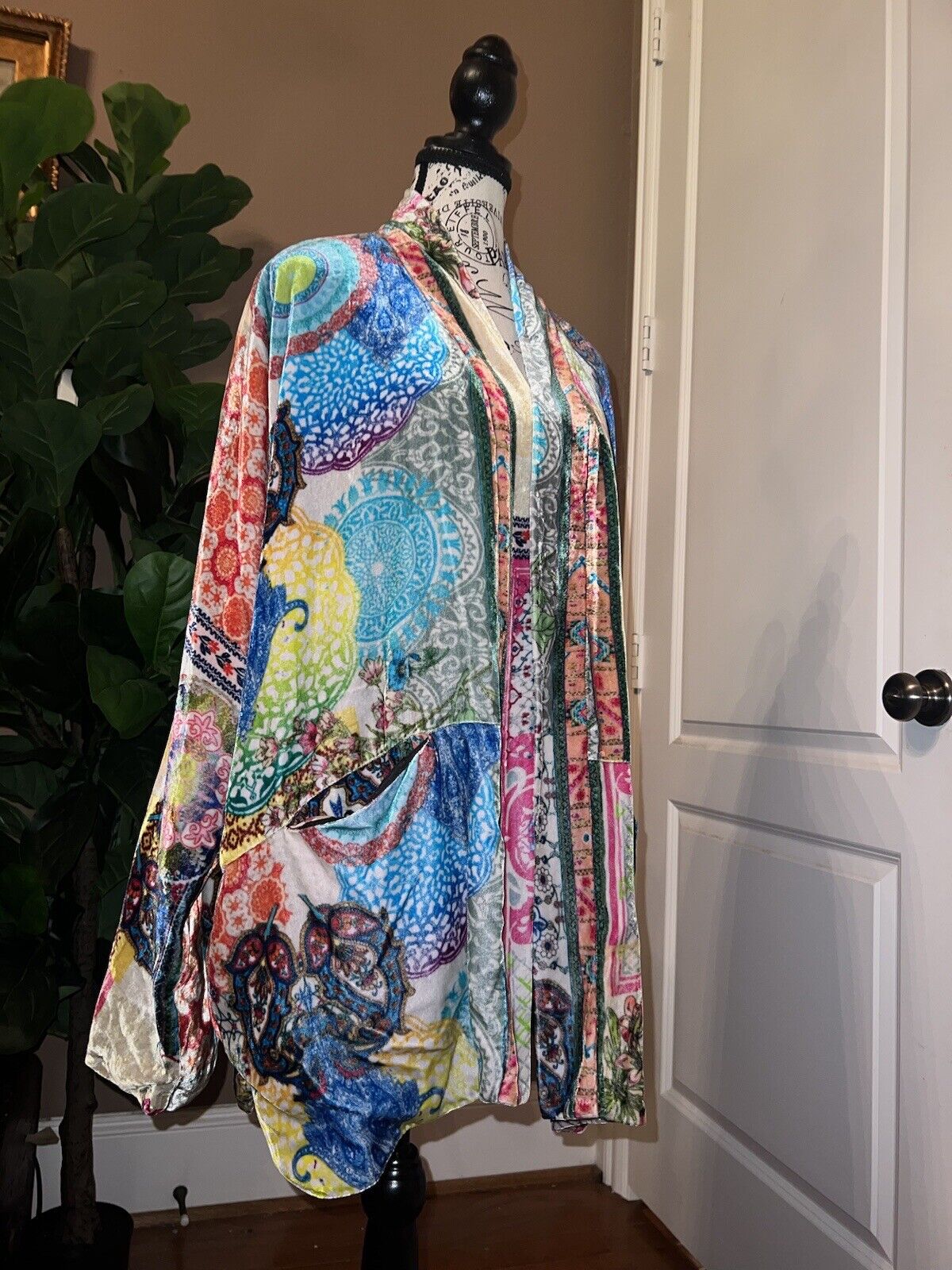 Johnny Was Velvet & Silk Kimono M Medium REVERSIBLE Jewel Tones Pockets