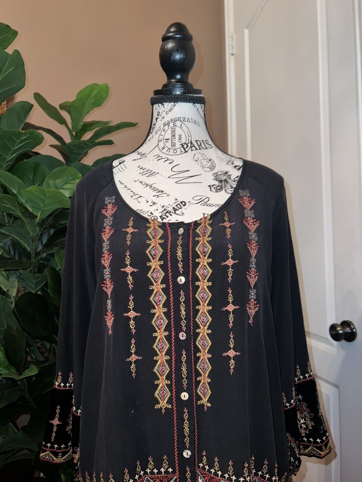 Johnny Was Silk & Velvet Sz M Tunic Top Kimono Button Up Medium