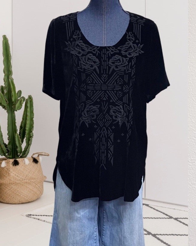 Johnny Was L Large Black Velvet Tunic Top Blouse  Tonal Embroidery Shirt Johnny Was