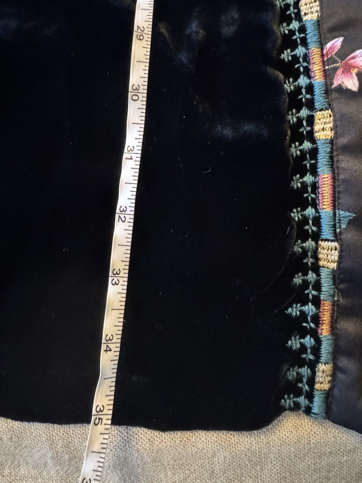 Johnny Was L Large Black Velvet & Silk Kimono Embroidered Floral Wrap Duster Johnny Was