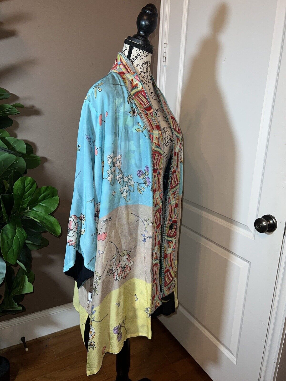 Johnny Was Sz XL Silky Kimono Duster REVERSIBLE Embroidered Wrap  RETIRED