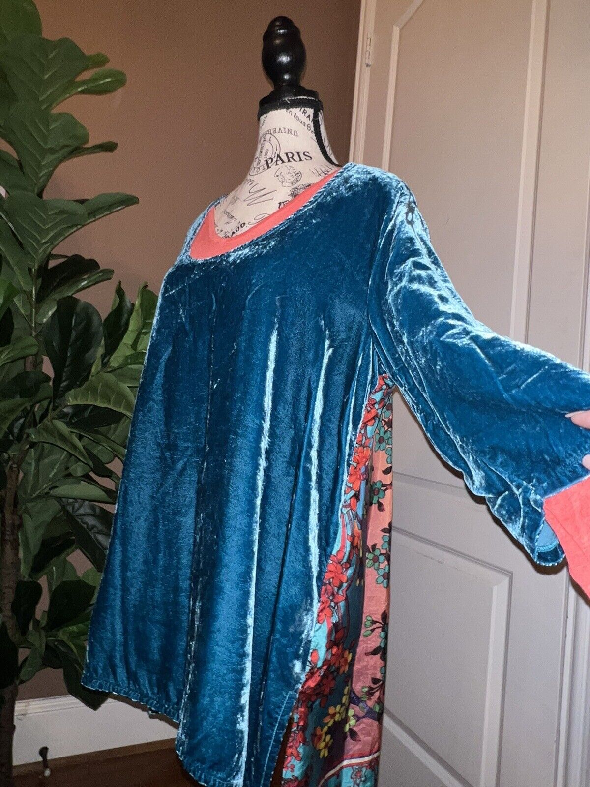 2 pc Johnny Was Teal Blue Velvet & Silk Tunic Top W/ Matching Undershirt L Large