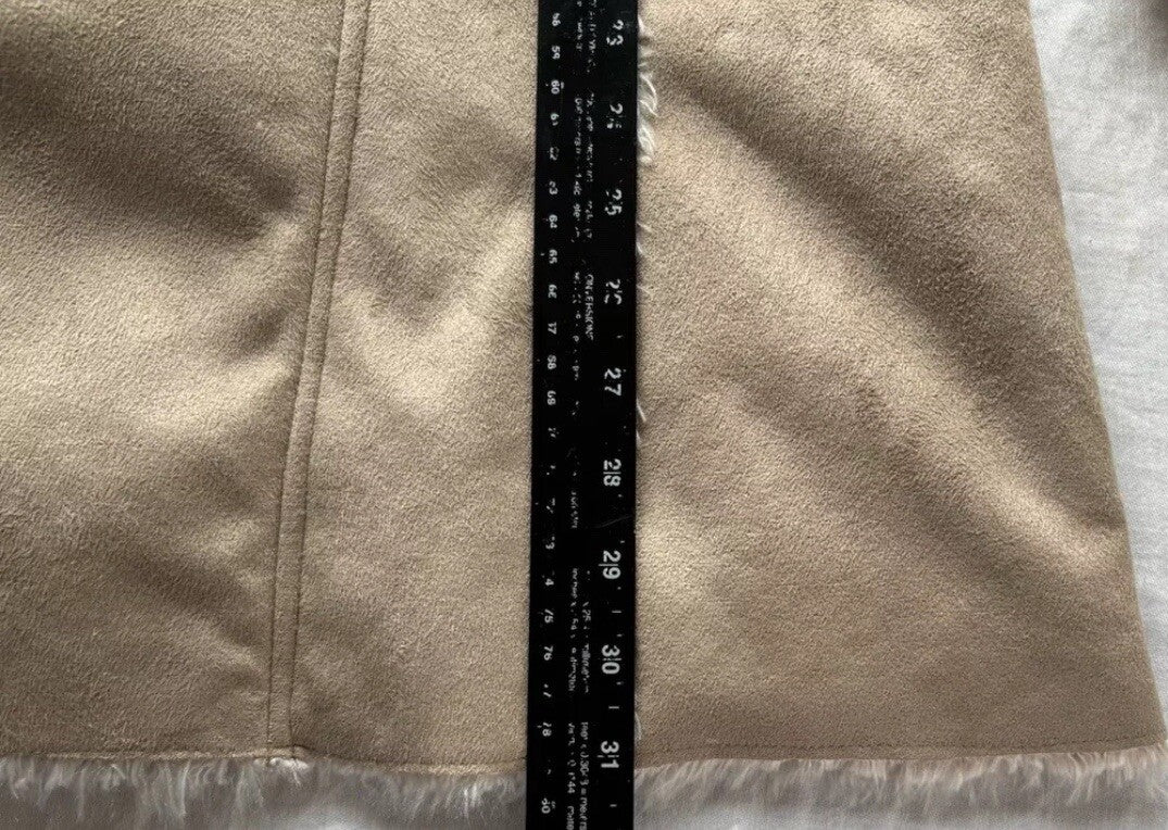 7963237