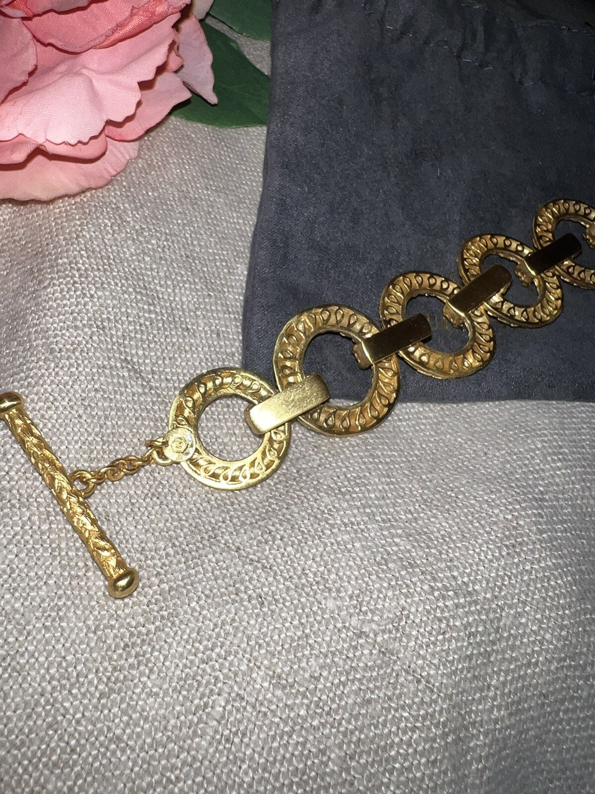 Julie Vos Ivy Leaf 24k Gold Plated 7.75” Toggle Chain Link Bracelet Julie Vos