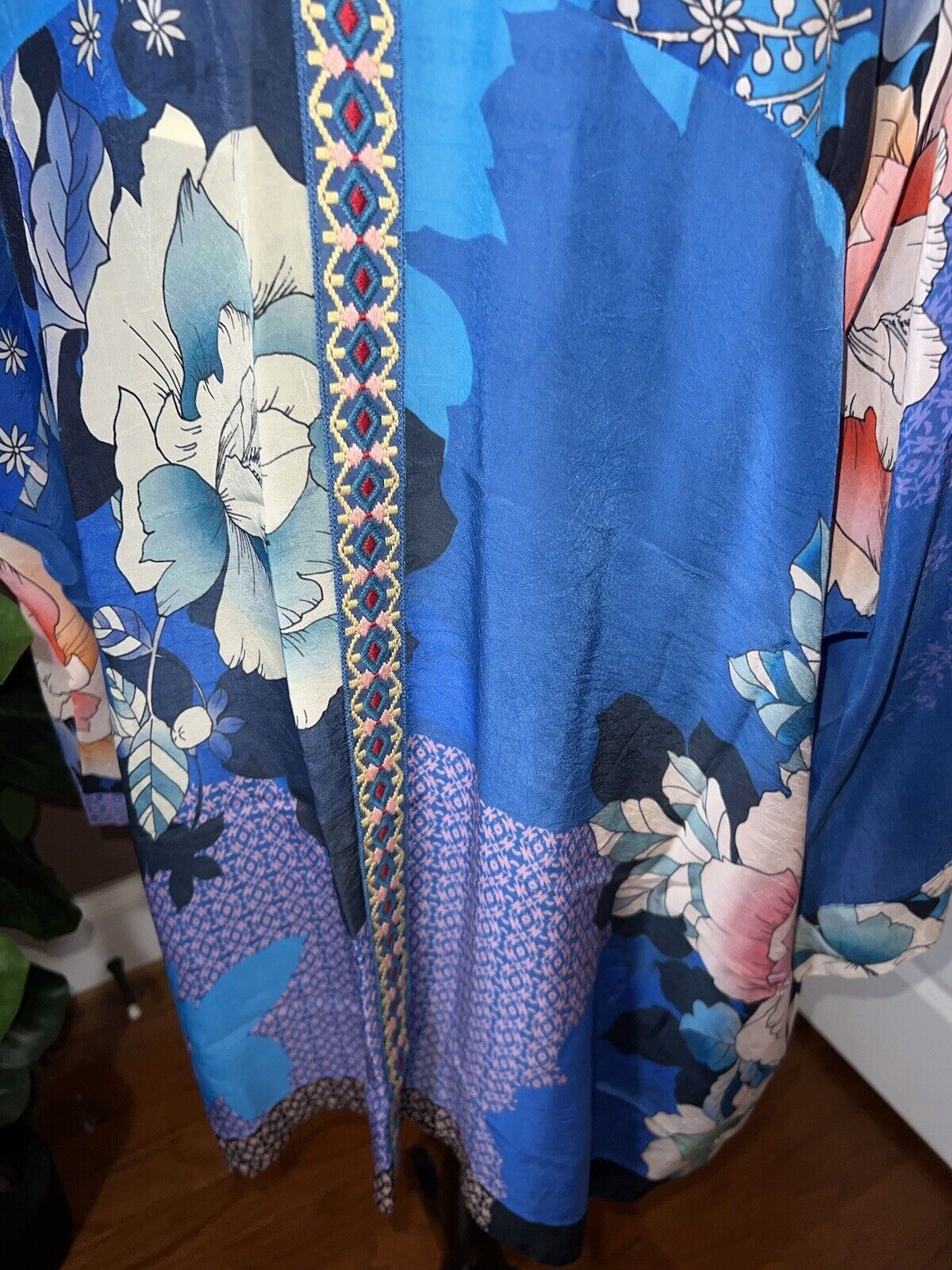 Johnny Was Silky Blue Floral Kimono Wrap Cardigan XL 1X 1XL Embroidered