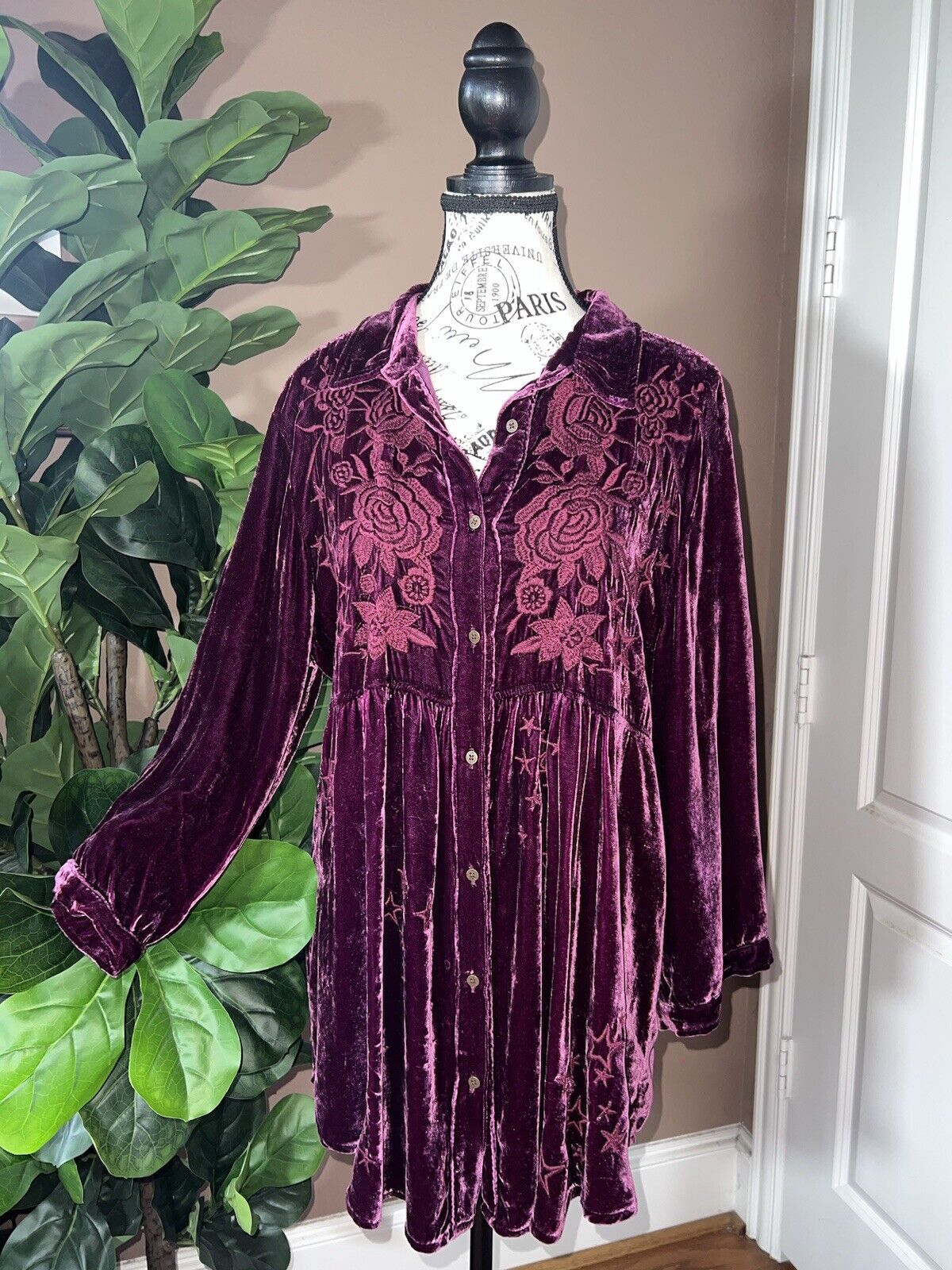 Johnny Was Sz XL Burgundy Wine Velvet Peplum Tunic Top Tonal Embroidery