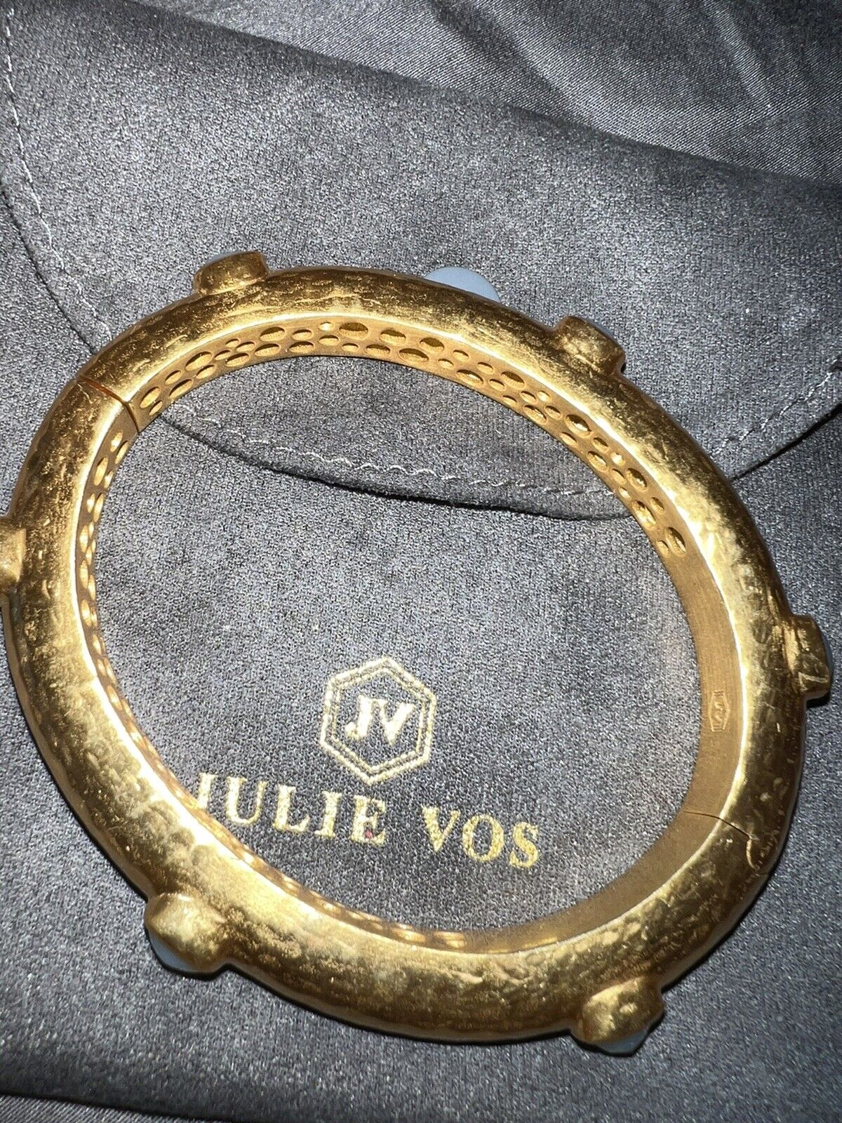 7945646