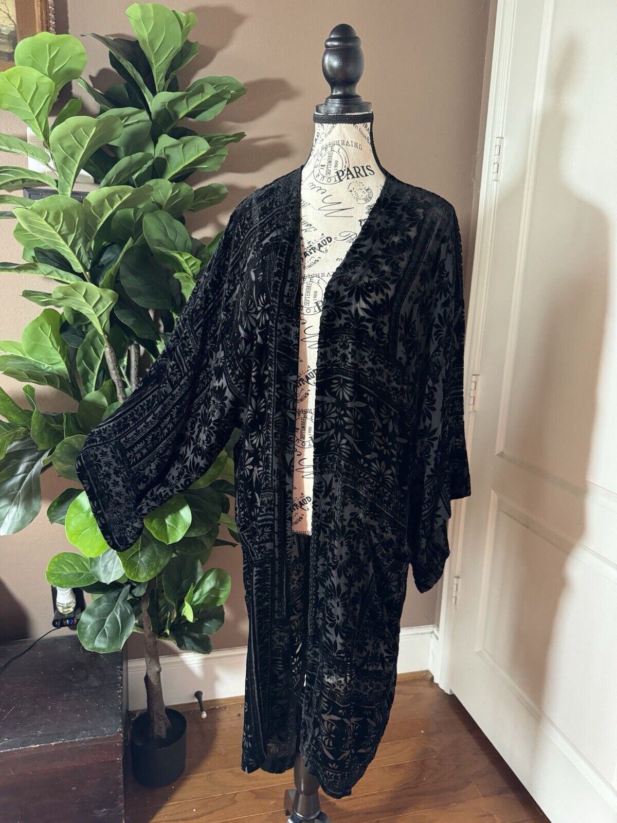 Johnny Was XL Black Burnout Velvet Long Kimono Duster Wrap Jacket