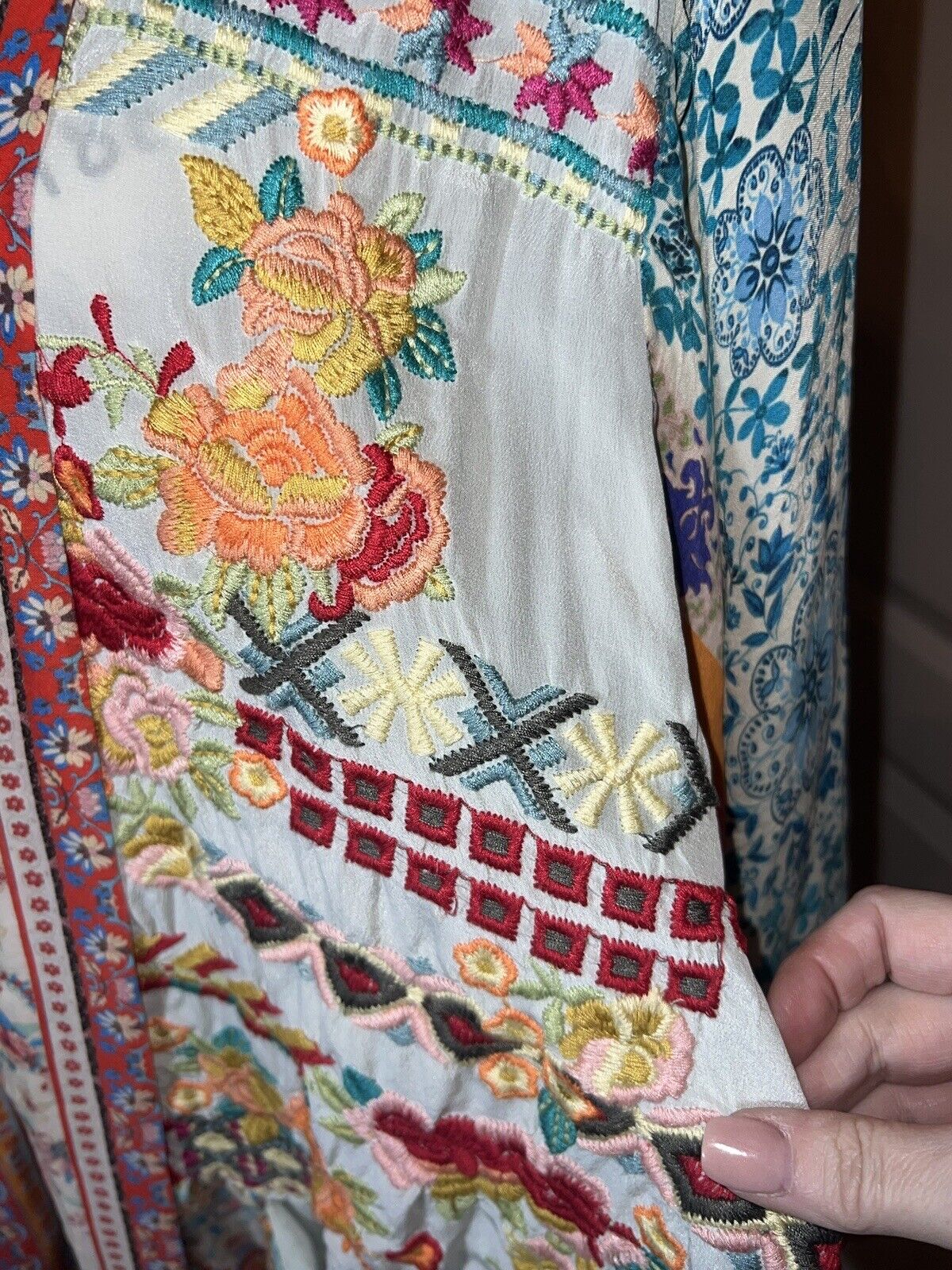 Johnny Was 1X 1XL 100% Silk Kimono Top Gorgeous Colors & Florals Embroidered