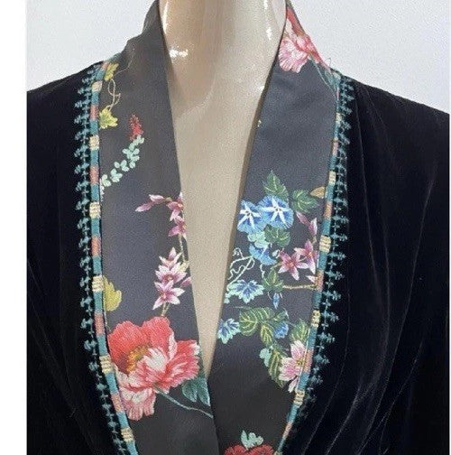 Johnny Was L Large Black Velvet & Silk Kimono Embroidered Floral Wrap Duster Johnny Was