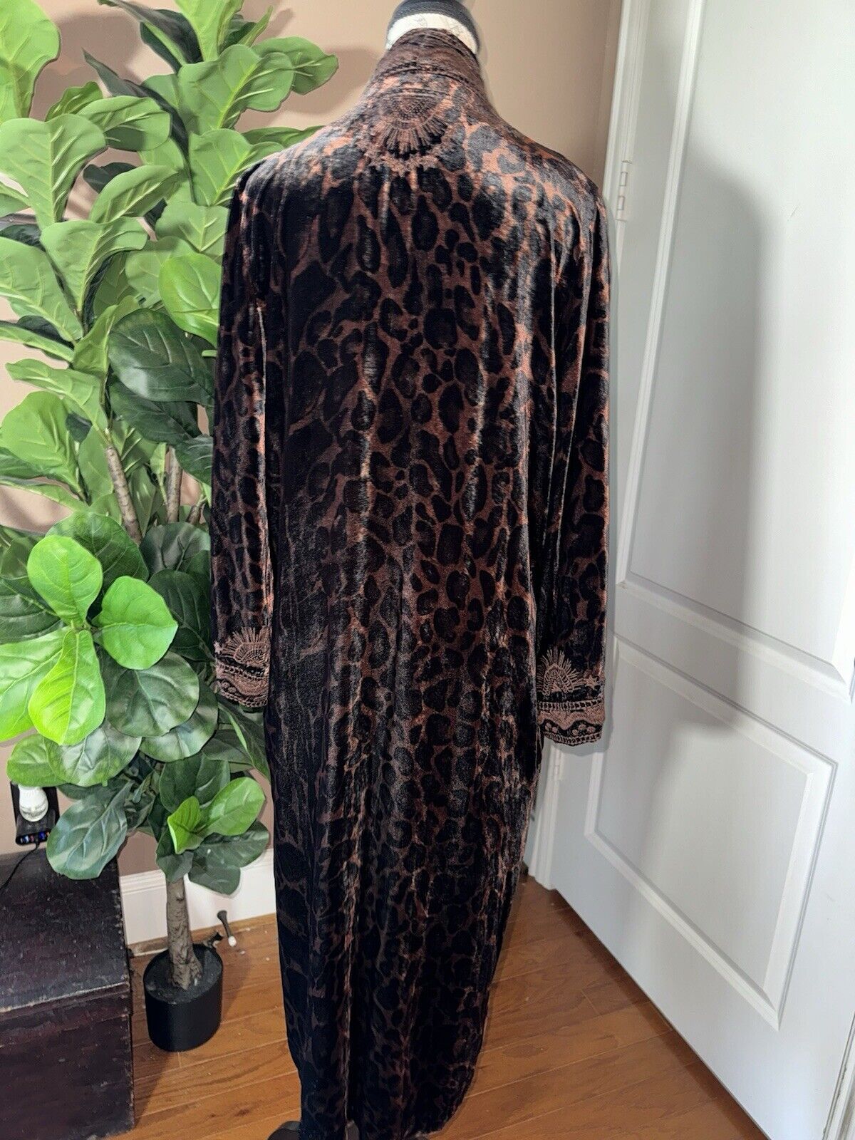 Johnny Was L Large Velvet Long Kimono Duster Wrap Leopard & Lace Jacket