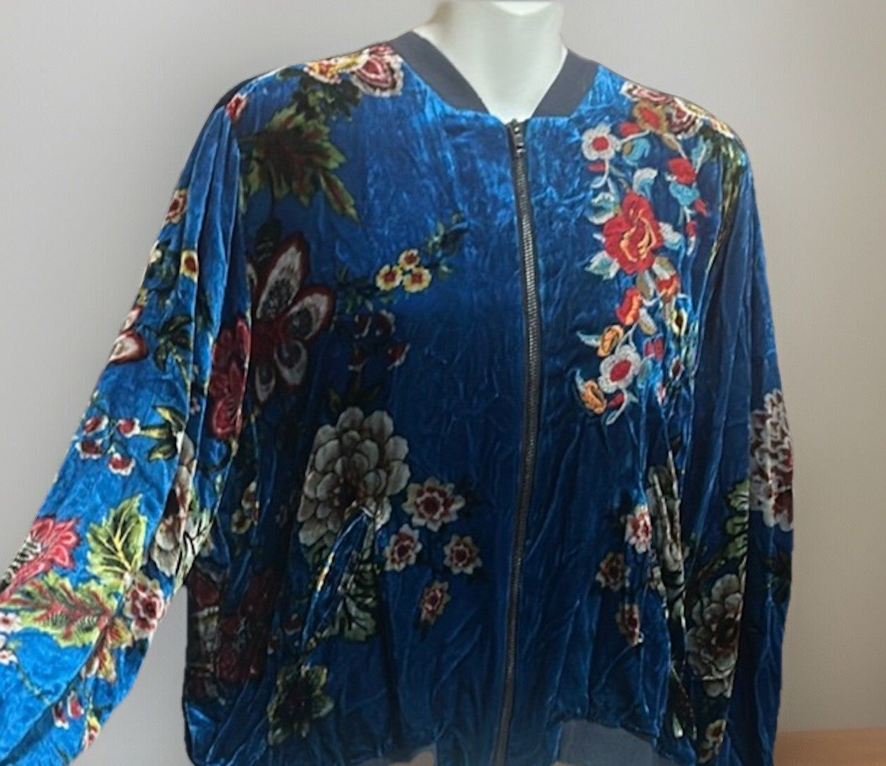 Johnny Was L Blue Velvet Bomber Jacket Flight Coat Floral Lightweight Warm Soft Johnny Was