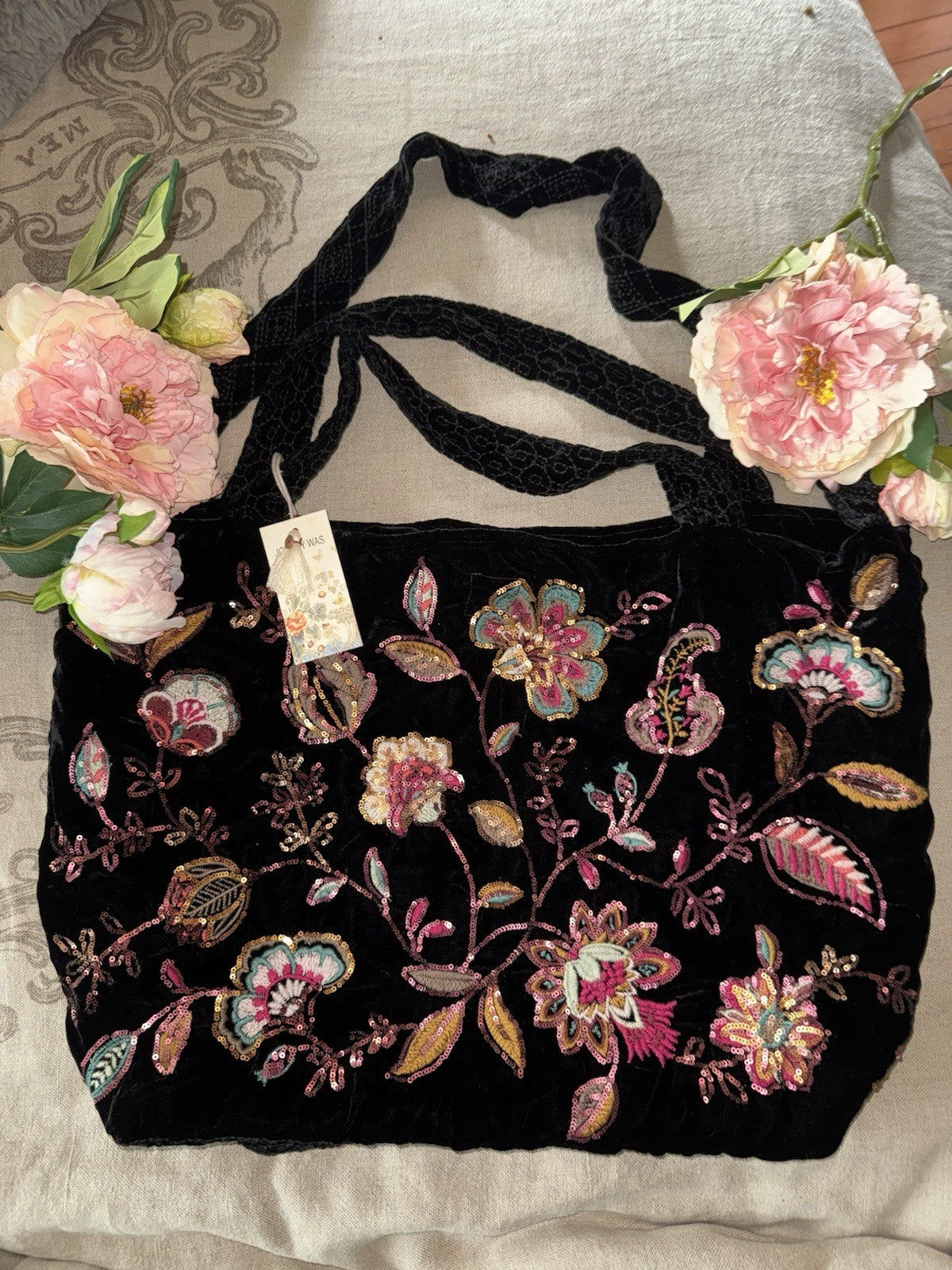 Johnny Was Large Black Velvet & Sequin Hobo Bag Tote Purse Embroidered Crossbody Johnny Was