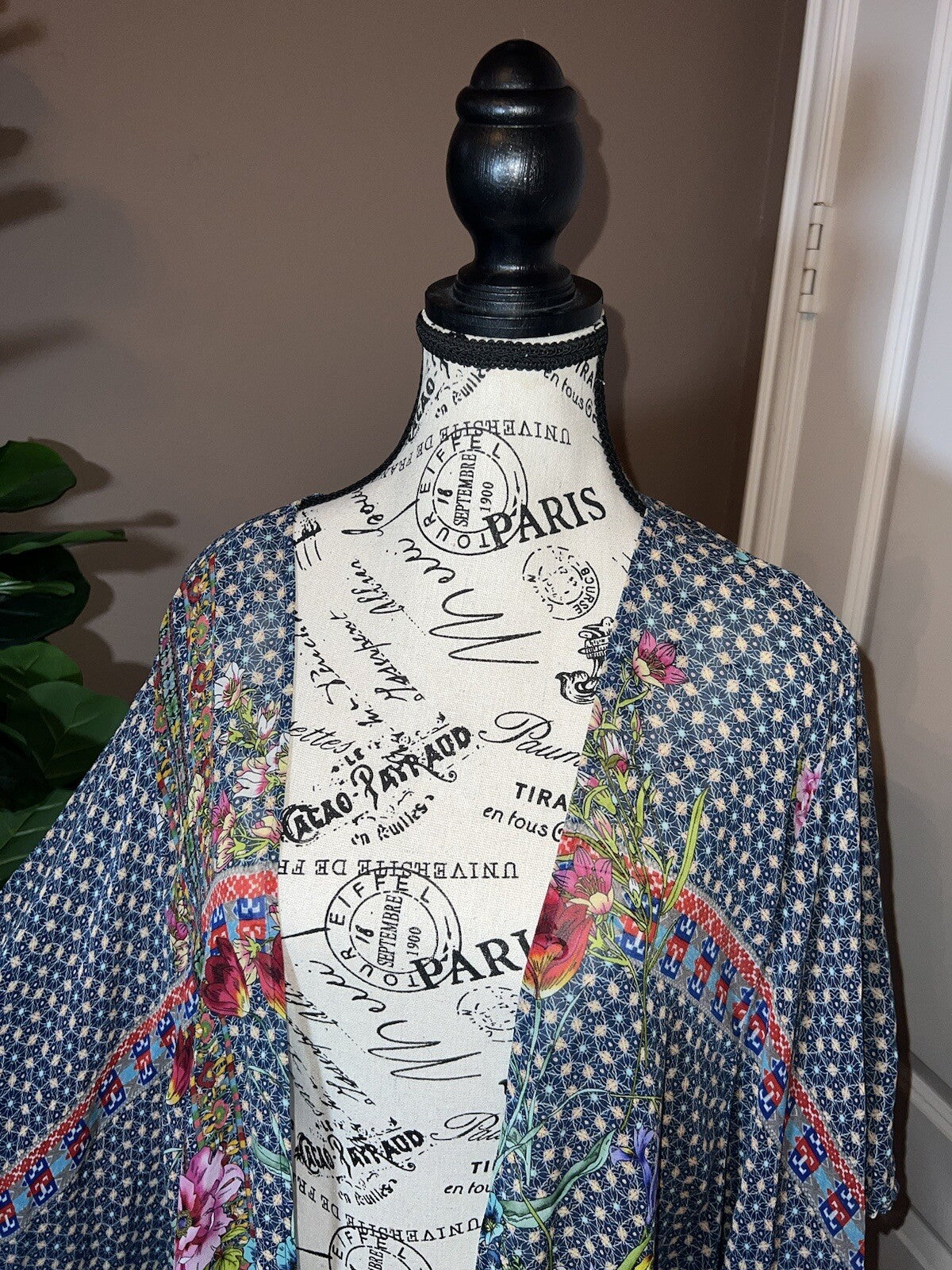 Johnny Was XL 1X 100% Silk Navy Floral Kimono Wrap Cover Up Top Blouse Cool BOHO Johnny Was
