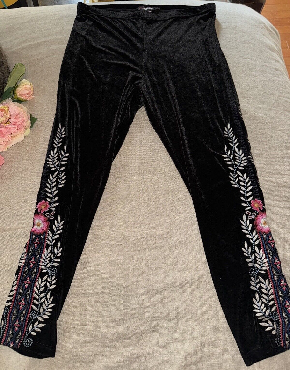 Johnny Was Black Velvet Leggings Pants Sz L Large Perfect With A Kimono