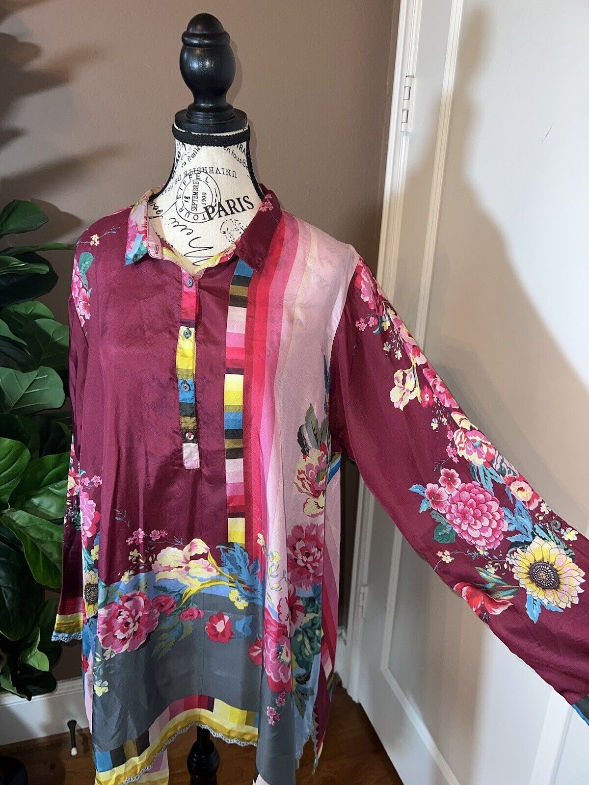 Johnny Was 100% Silk Tunic Top Scalloped Hem Jewel Tone L Large Purples