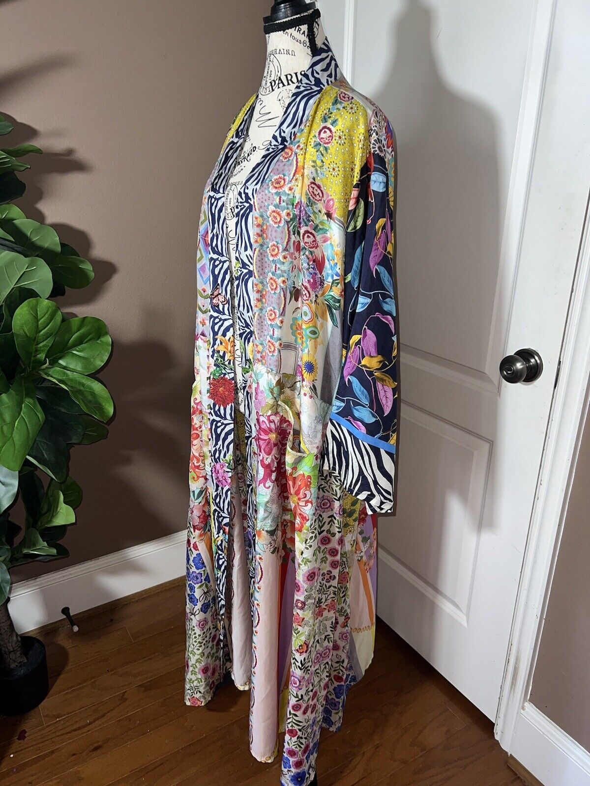 Johnny Was 100% Silk Long Kimono Wrap L Large Spring Floral Duster Robe