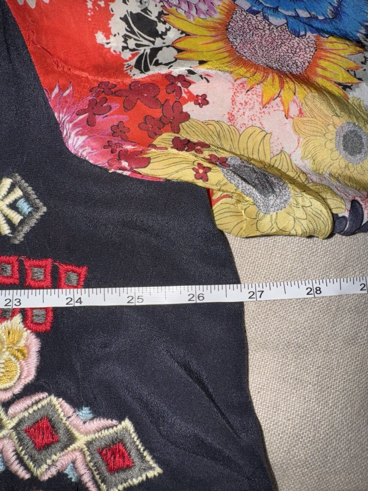 Johnny Was XXL 100% Silk Kimono Red & Black Floral Wrap Lightweight Cool Jacket Johnny Was