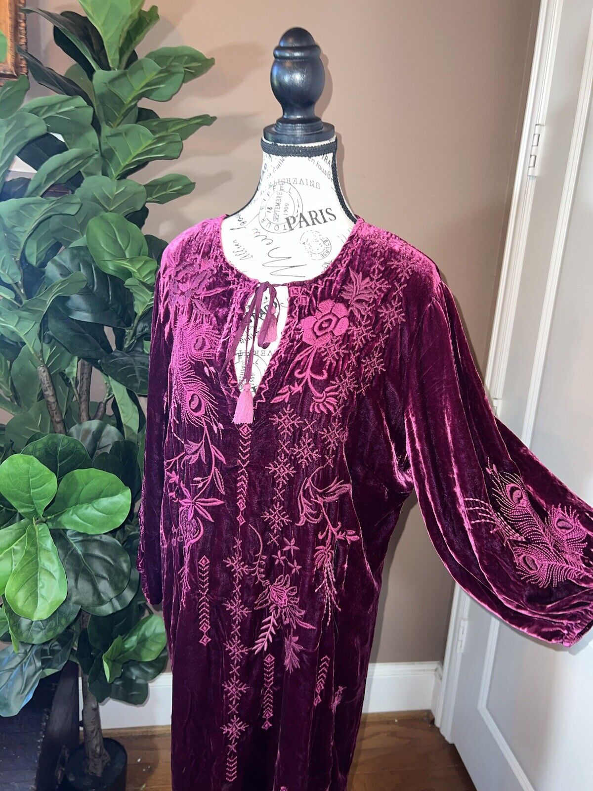 Johnny Was Large Wine Velvet Mini Shift Dress Peacock Embroidered Tunic Top