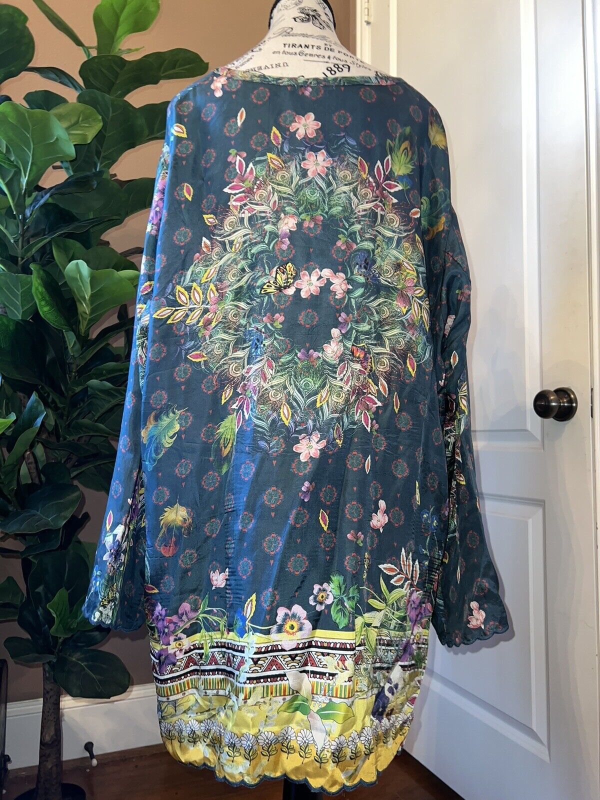 Silk Johnny Was Tunic Top 1X 1XL 100% Silk Soft Flowy Butterflies Flora